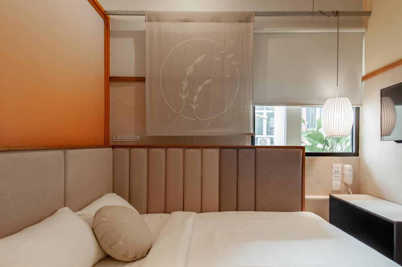 Bunk & Bilik Hotel Sri Petaling Kuala Lumpur Exterior photo